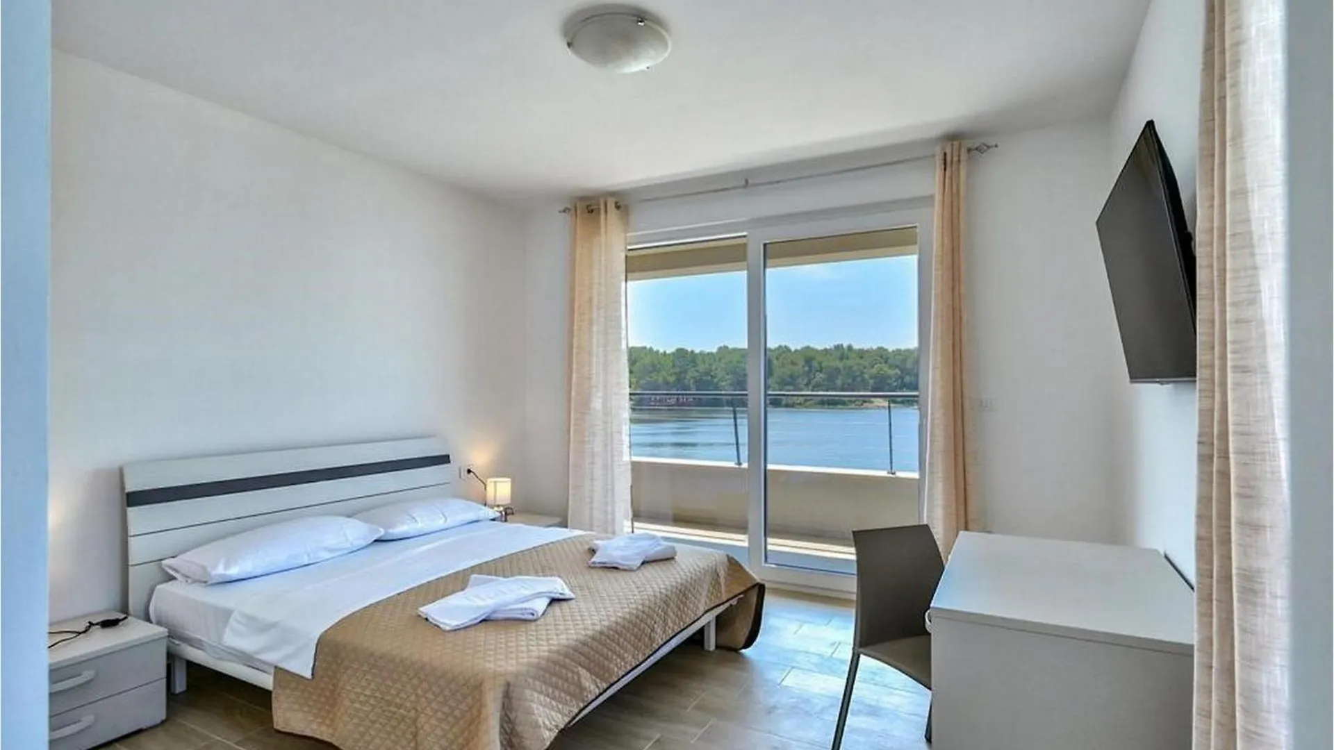 Villa Medulin 1 0*,